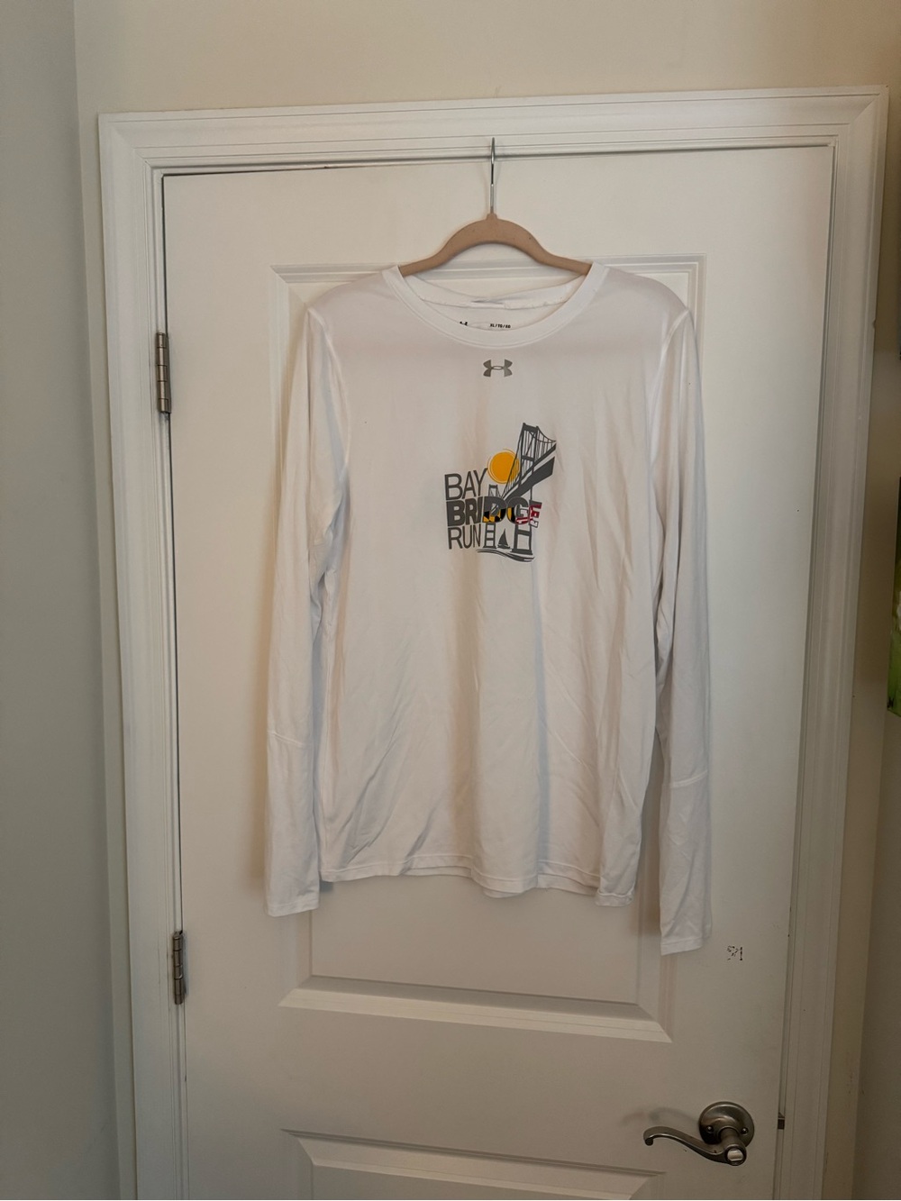 Under Armour running shirt women's XL